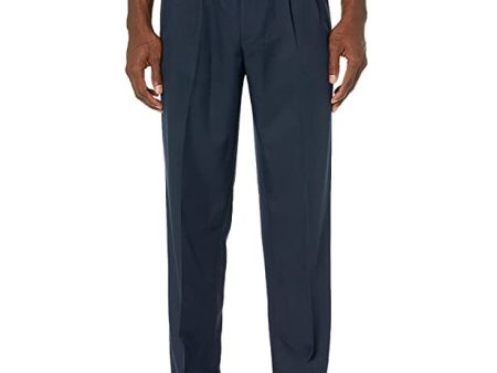 Amazon Essentials Pantalón de Vestir con Pinzas, de Cintura Expansible y Ajuste Clásico Hombre, Azul Marino, 39 For Discount